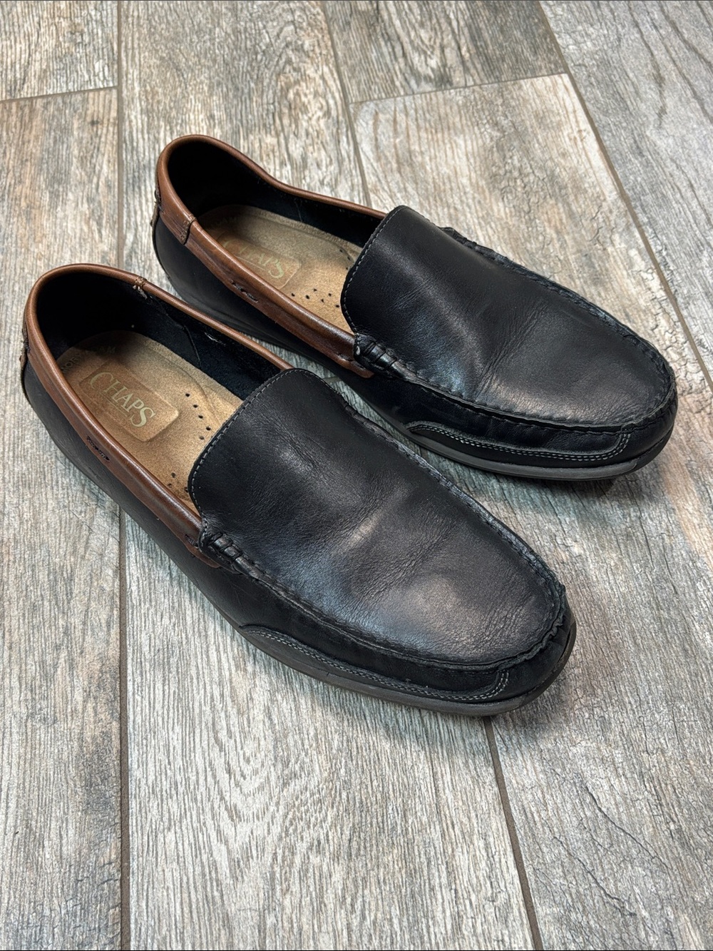 Chaps Black and Brown Leather Slip-On Moccasin Loafers
